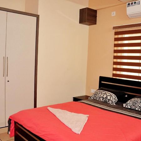 Baith Ul Kareem Apartment Kochi Luaran gambar