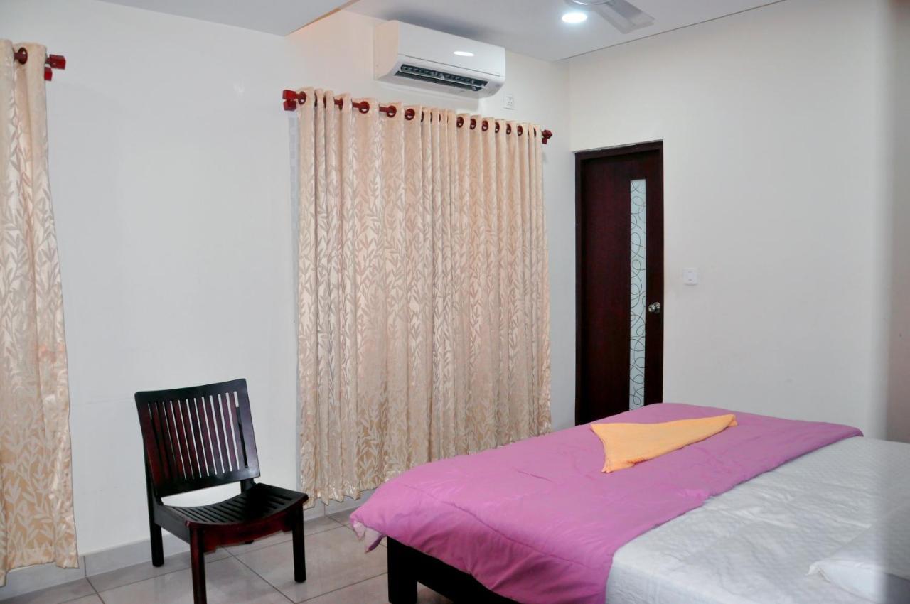 Baith Ul Kareem Apartment Kochi Luaran gambar